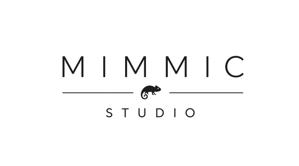 Mimmic Studio logo: a chameleon between the words Mimmic and Studio